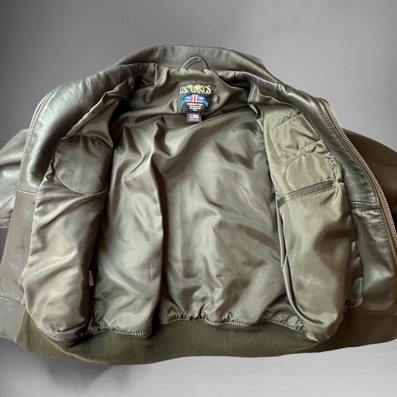 US Wings Signature Series Fighter Weapons School Bomber Jacket - Picture 10 of 15